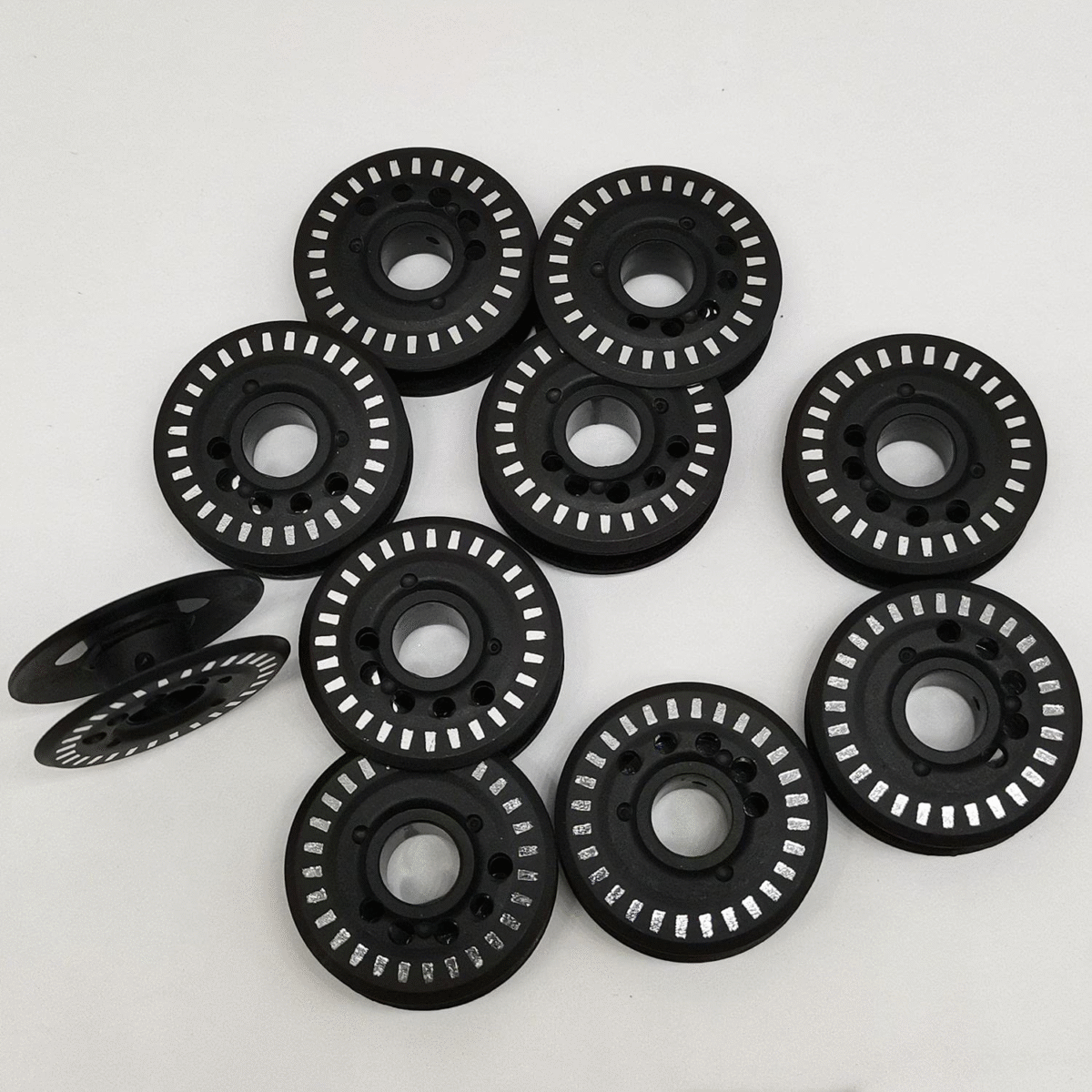 B8-Series-Bobbin.png B8 Bernina Bobbin - Image 1