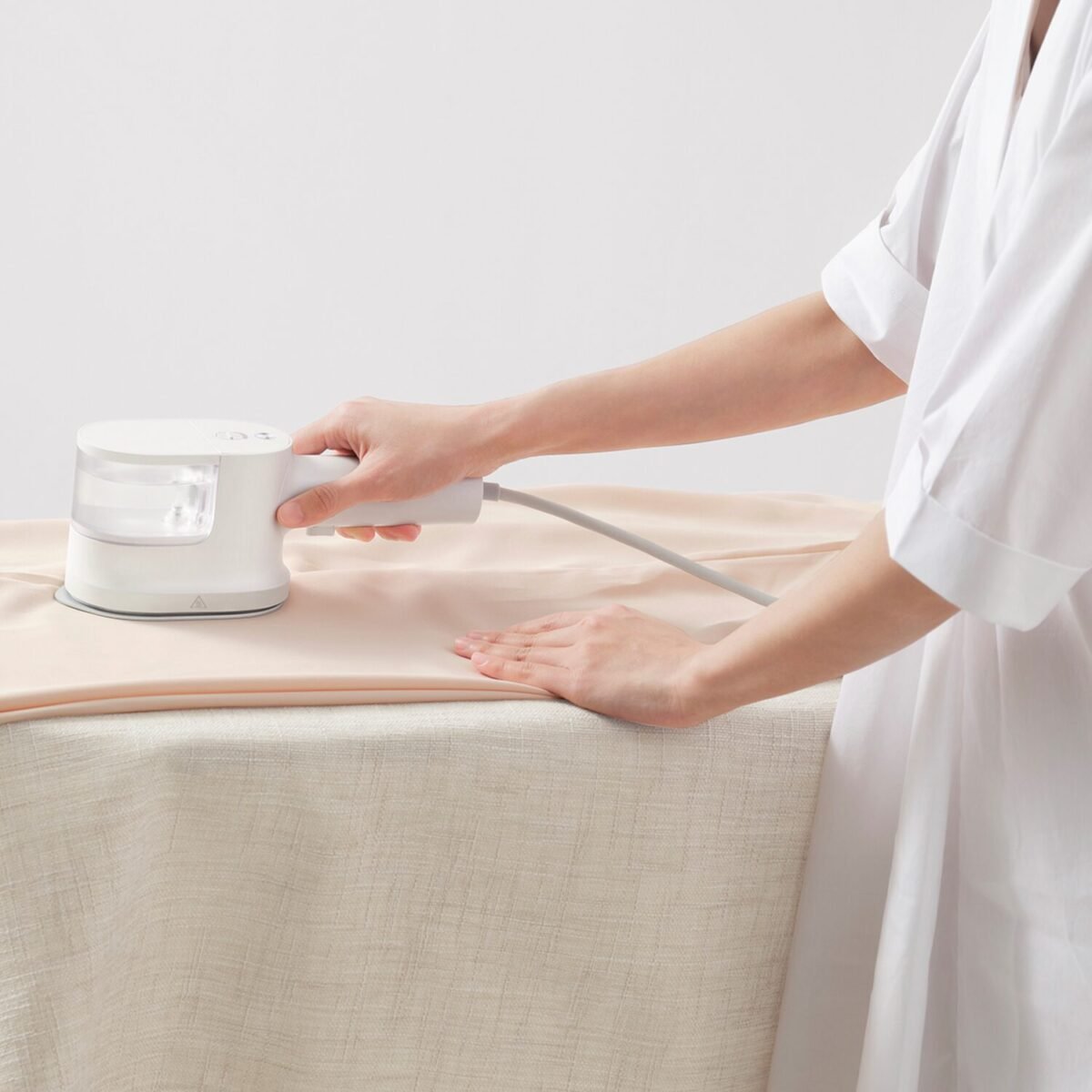 BHR9034EU-WR-07 Xiaomi Handheld Garment Steamer (160ml, 1300W, 2-in-1 Design) - Image 7